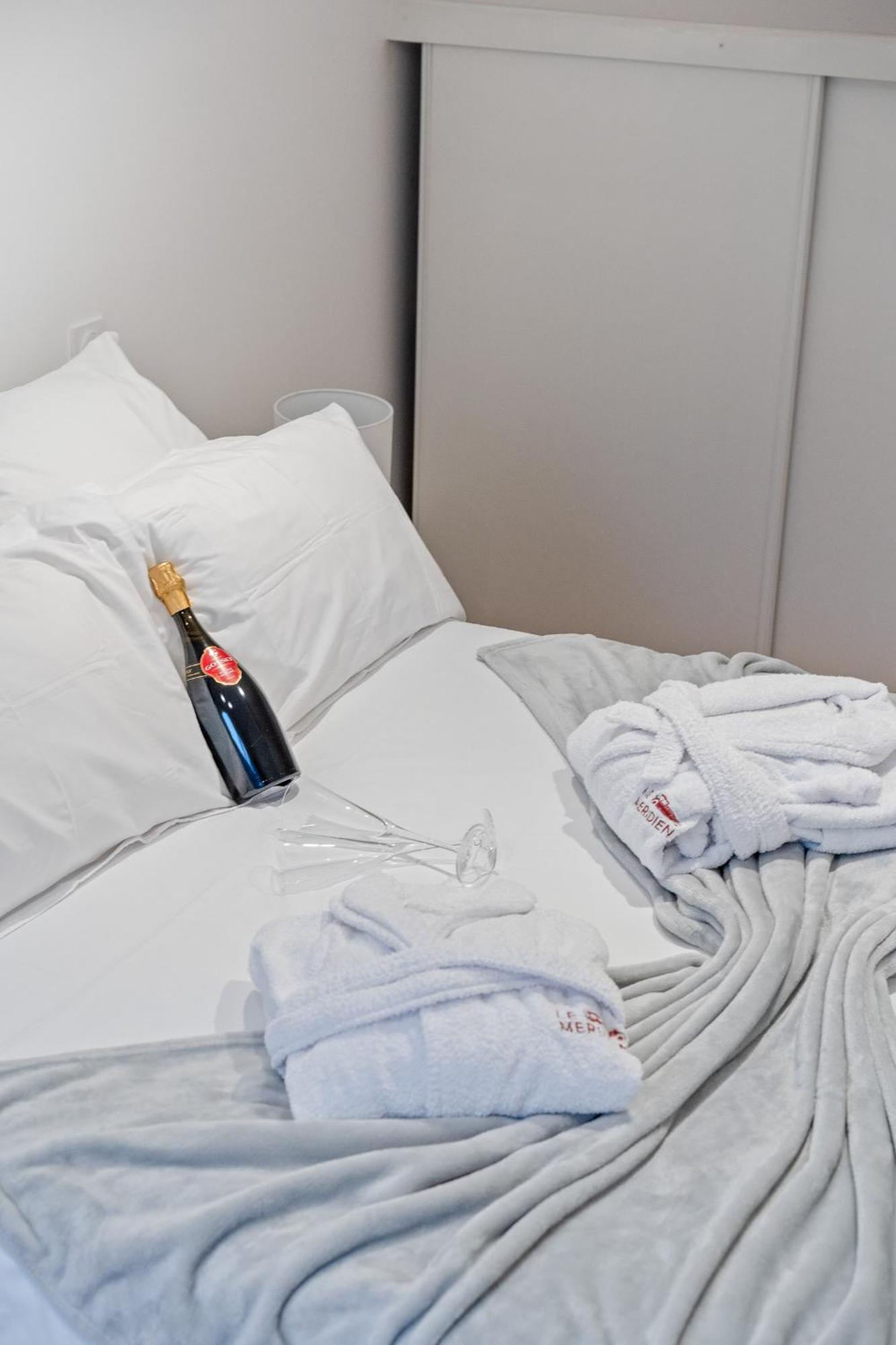 Loft Dyane - Le Meridien #Parking #Lave-Linge #Clim #Netflix Шарбоньер-ле-Бен Экстерьер фото