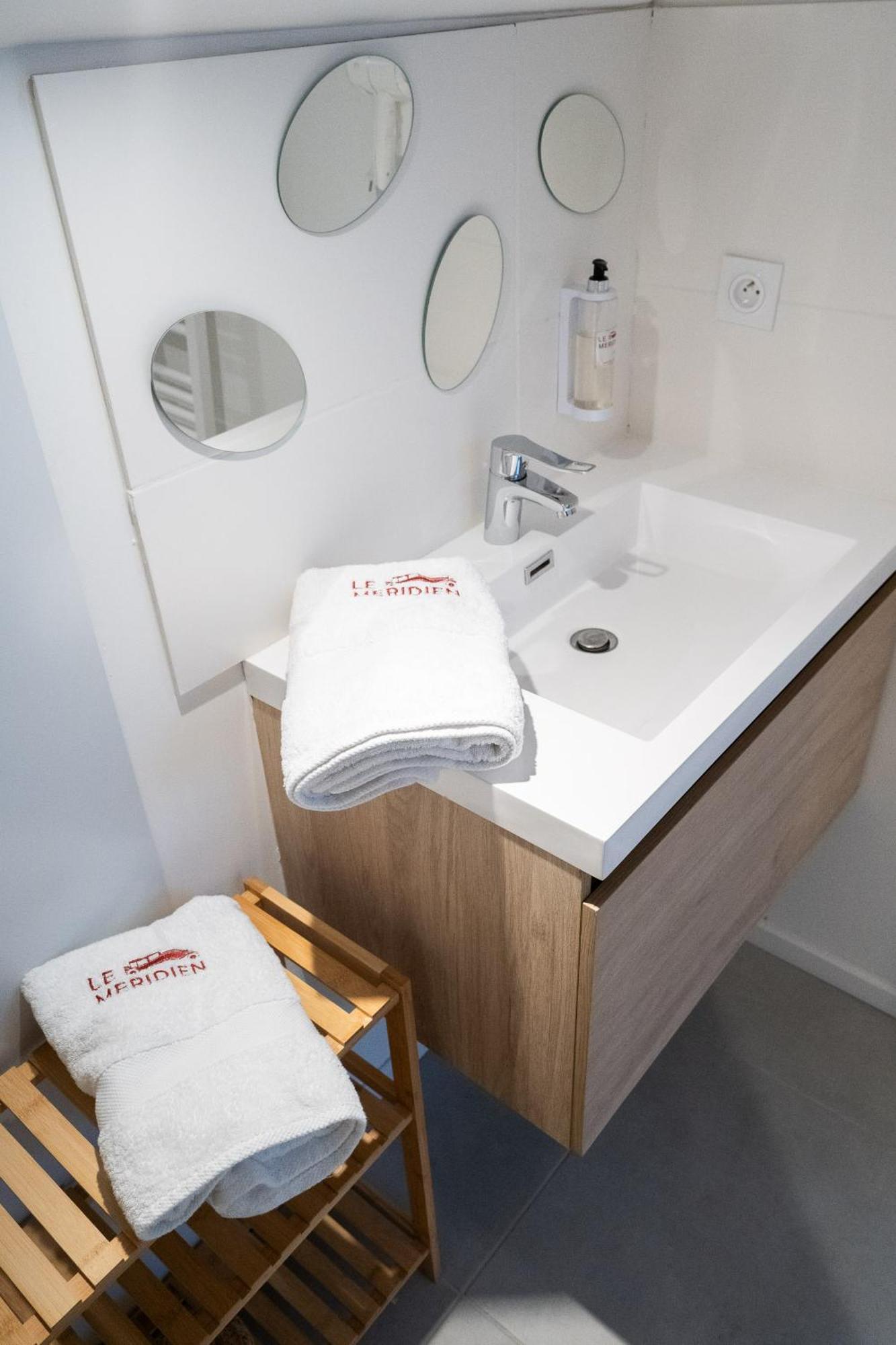 Loft Dyane - Le Meridien #Parking #Lave-Linge #Clim #Netflix Шарбоньер-ле-Бен Экстерьер фото